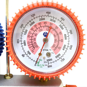 Appli Parts APMG-A1A36S Manometro R410, Escala Dual Presion Kpa/psi, Dual Temperatura Fahrenheit/Centigrado, Cuerpo Aluminio con Mirilla, incluye Mangueras 90cm 5/16 SAE Rojo y Azul, 1/4 SAE Amarillo