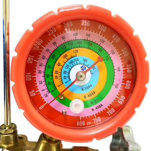 Appli Parts APMB-A3B36S Manometro R134,R22,R404,R410 1/4in SAE, Escala Presion psi, Escala Temperatura Fahrenheit, Cuerpo de Laton con Visor, Adaptor 5/16 SAE a 1/4 SAE y Mangueras de 90cm 1/4 SAE