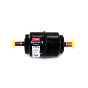 Danfoss 023Z5013 Filtro Secador 1/4pulg linea de Liquido para sistemas de aire acondicionado y refrigeracion DCL 032S Soldable 1.5-2tons Unidireccional 11cm Largo 4.6cm Ancho
 Danfoss 023Z5013 Filtro Secador 1/4pulg linea de Liquido para sistemas de aire acondicionado y refrigeracion DCL 032S Soldable 1.5-2tons Unidireccional 11cm Largo 4.6cm Ancho