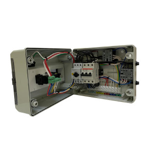 Danfoss 191U8005 Caja de Control con Deshielo Electrico 9 Hp a 13.5 Hp 220V/50-60Hz Arrancador Moeller PKMZ0-32, Braker ABB S203 C 50, Caja ABB 1275 IP65, EKC102D, 2 x EKS 211 084B4403 1.5m 191U8005
